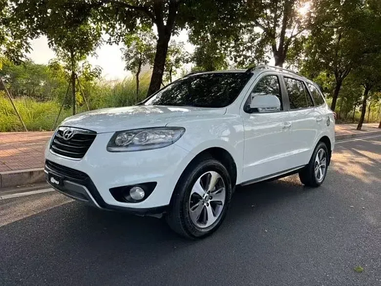 2012 Hyundai Santafe Classic 2.4L 174HP L4 6AT,autocango,china used car exporter,china ev exporter,chinese used car exporter,chinese used ev exporter