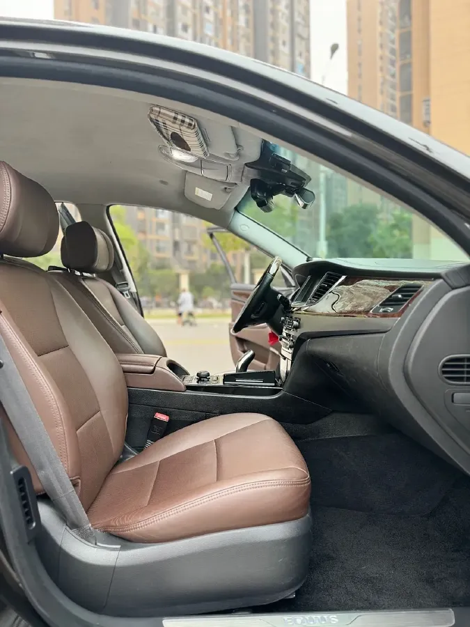 2014 Hyundai Equus 5.0L 430HP V8 8AT,autocango,china used car exporter,china ev exporter,chinese used car exporter,chinese used ev exporter