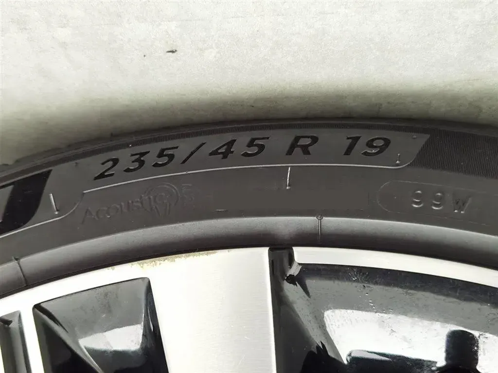 2021 Rising Auto MARVEL R 2AT BEV 69.9KWH,autocango,china used car exporter,china ev exporter,chinese used car exporter,chinese used ev exporter