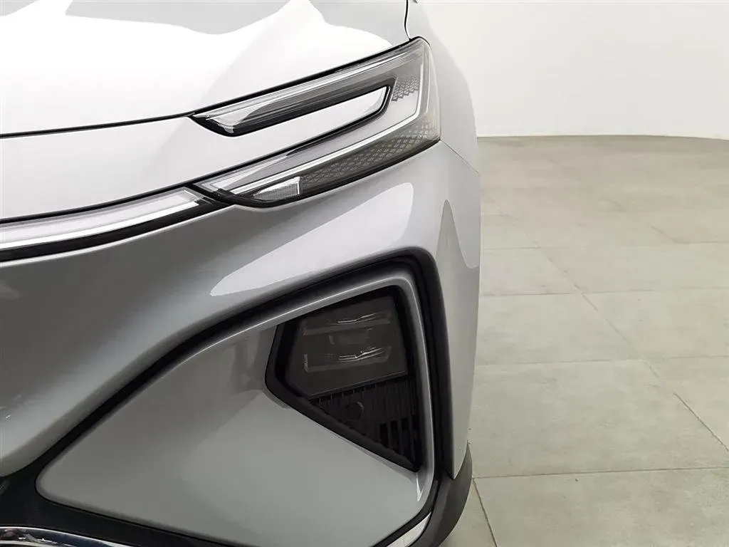 2021 Rising Auto MARVEL R 2AT BEV 69.9KWH,autocango,china used car exporter,china ev exporter,chinese used car exporter,chinese used ev exporter