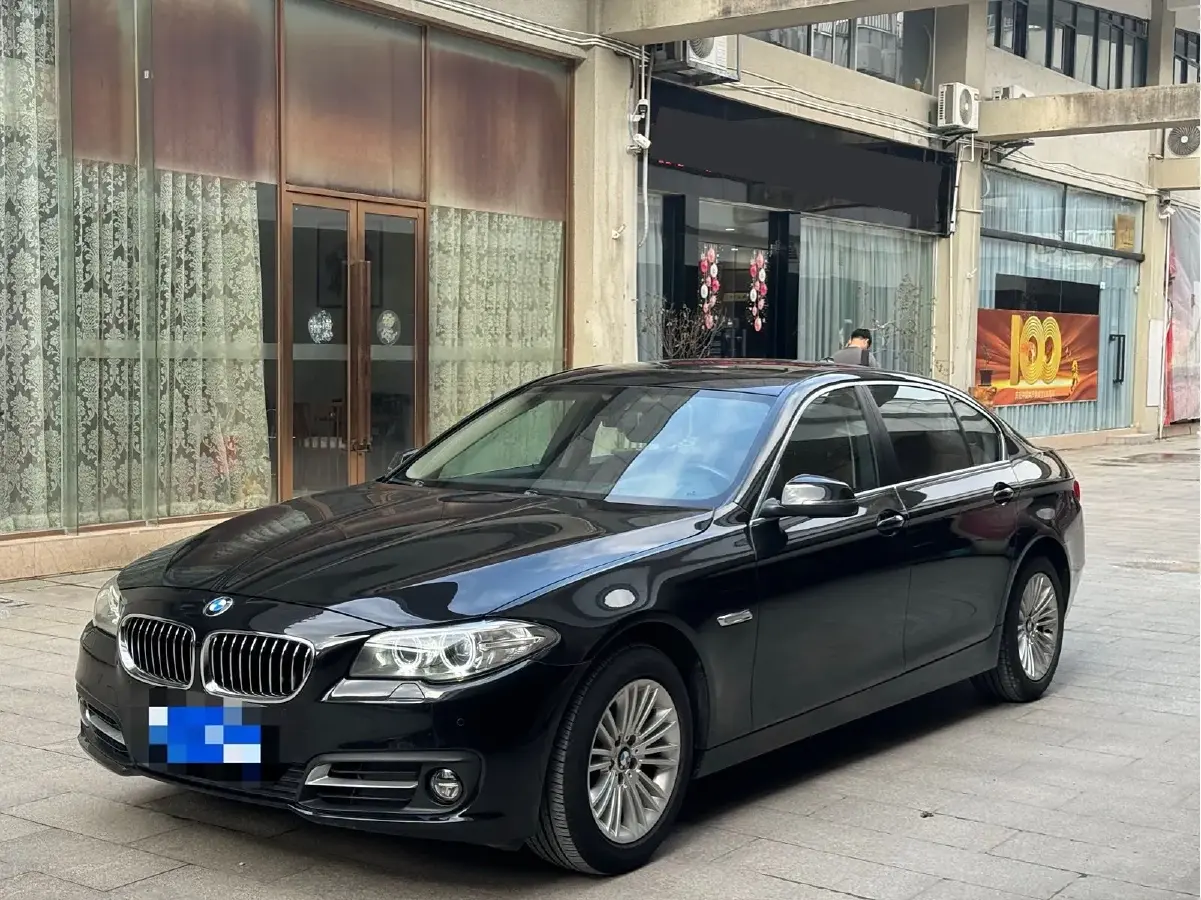 2014 BMW 5 Series 2.0T 218HP L4 8AT