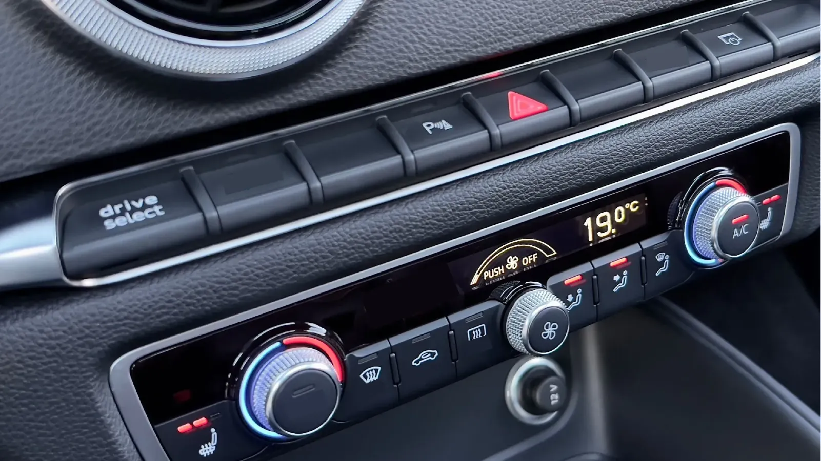 2017 Audi RS 3 2.5T 400HP L5 7DCT,autocango,china used car exporter,china ev exporter,chinese used car exporter,chinese used ev exporter