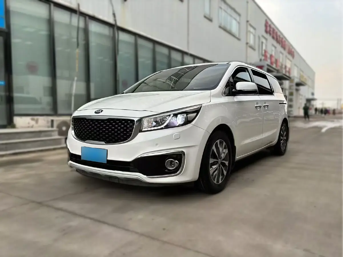 2015 Kia Carnival 2.2T 200HP L4 6AT