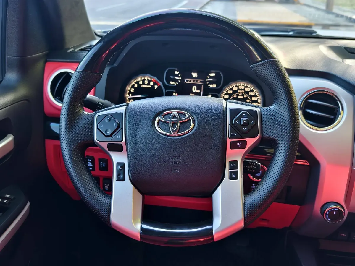 2014 Toyota Tundra 5.7L 386HP V8 6AT,autocango,china used car exporter,china ev exporter,chinese used car exporter,chinese used ev exporter