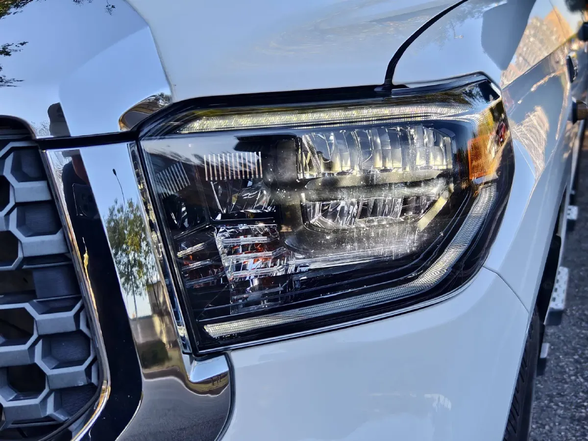 2014 Toyota Tundra 5.7L 386HP V8 6AT,autocango,china used car exporter,china ev exporter,chinese used car exporter,chinese used ev exporter