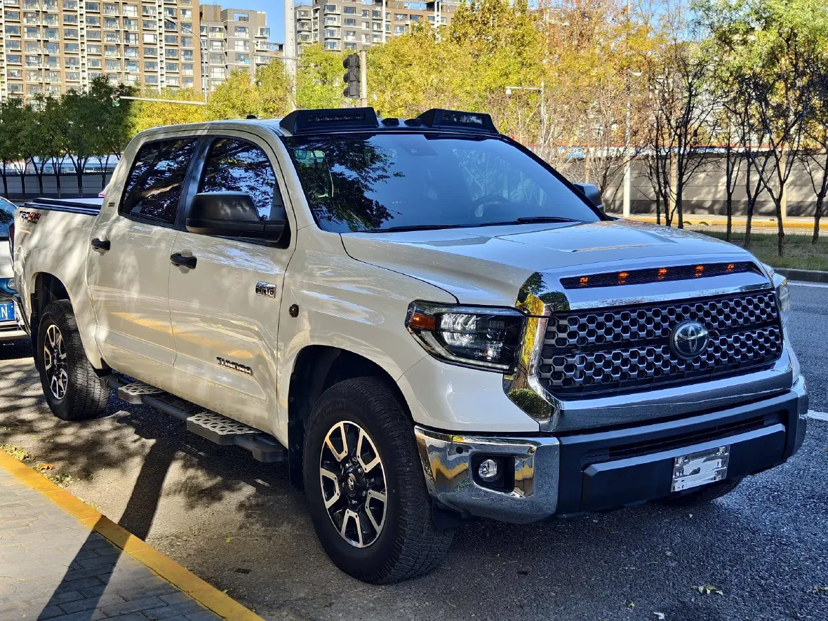 2014 Toyota Tundra 5.7L 386HP V8 6AT,autocango,china used car exporter,china ev exporter,chinese used car exporter,chinese used ev exporter