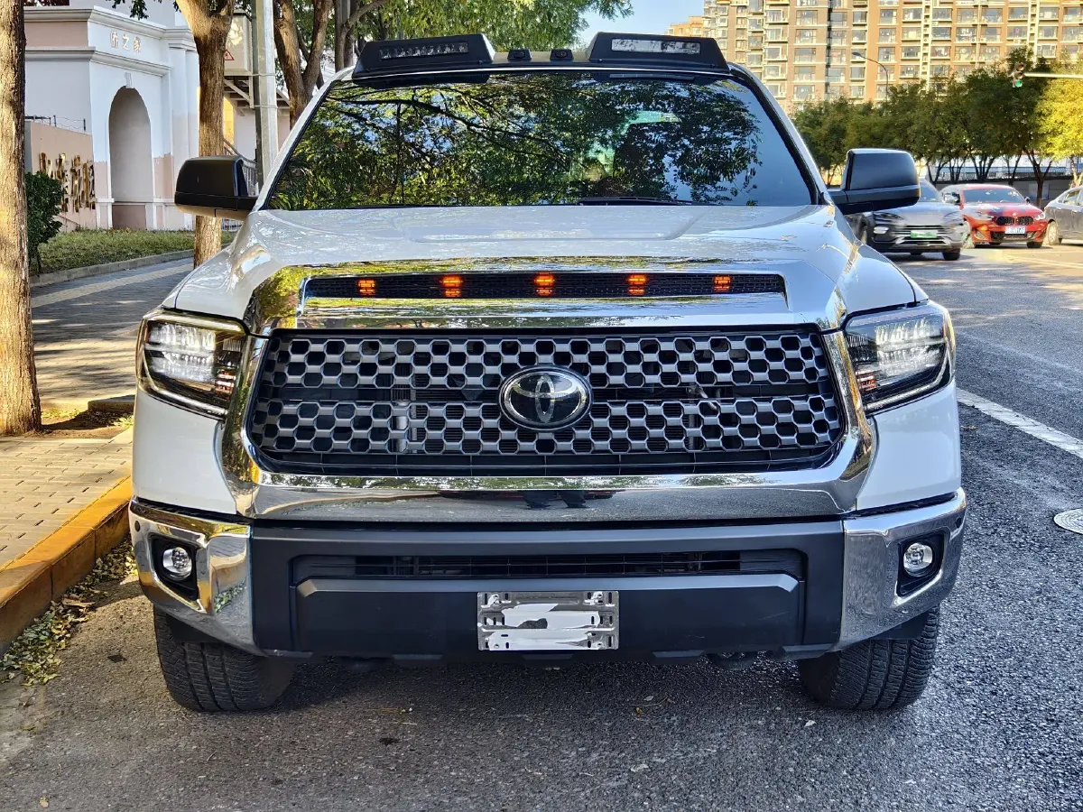 2014 Toyota Tundra 5.7L 386HP V8 6AT,autocango,china used car exporter,china ev exporter,chinese used car exporter,chinese used ev exporter