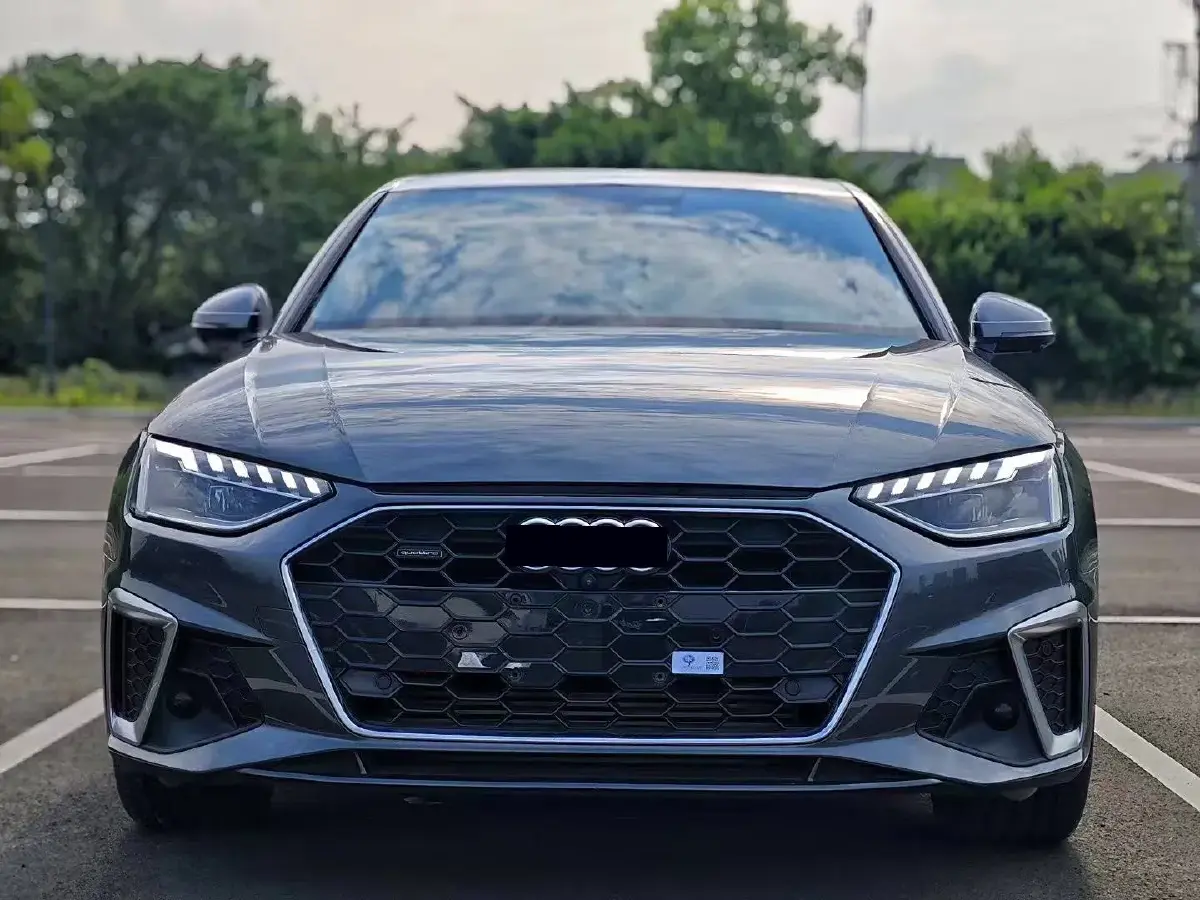 2020 Audi A4L 2.0T 190HP L4 7DCT