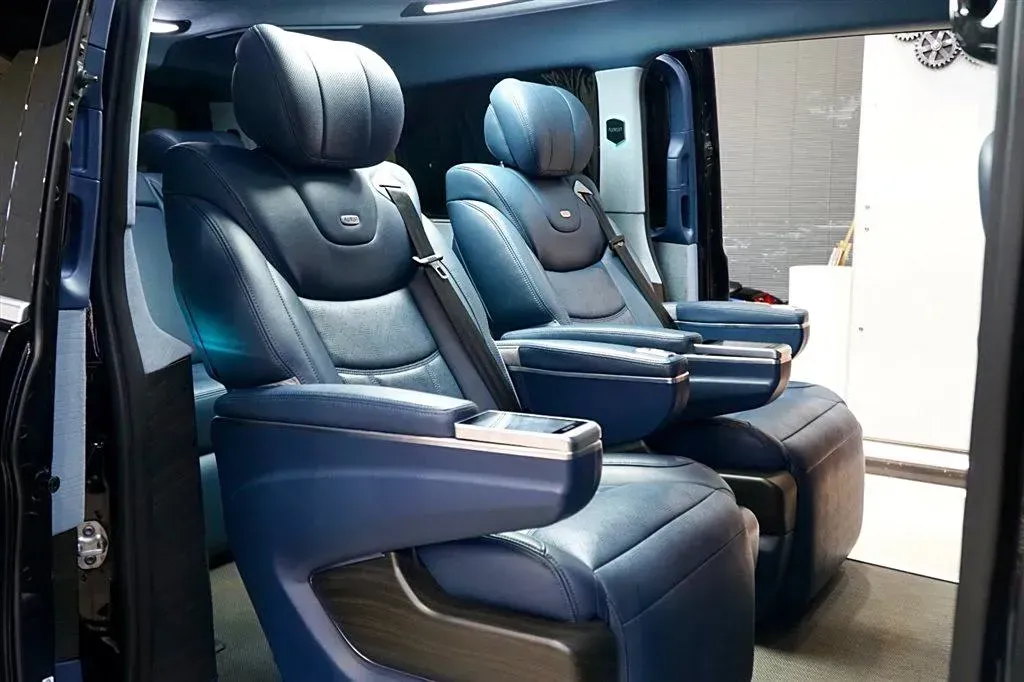 2023 AUXUN AUXUN 2.0T 211HP L4 9AT,autocango,china used car exporter,china ev exporter,chinese used car exporter,chinese used ev exporter