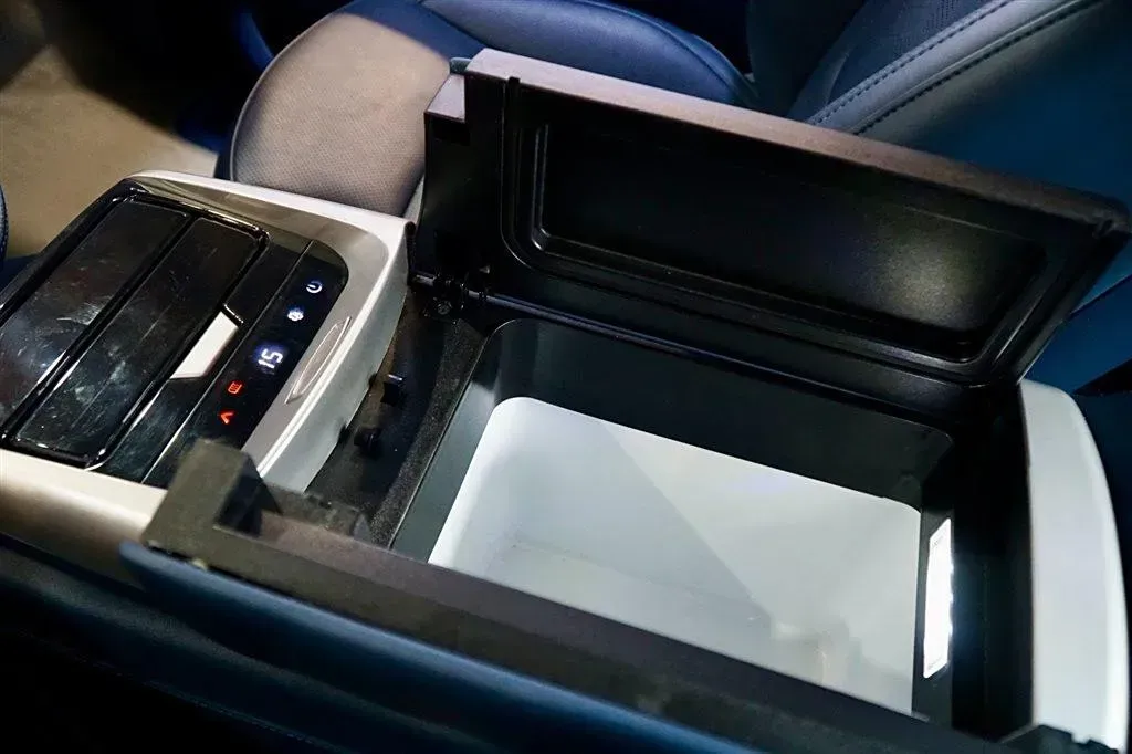 2023 AUXUN AUXUN 2.0T 211HP L4 9AT,autocango,china used car exporter,china ev exporter,chinese used car exporter,chinese used ev exporter