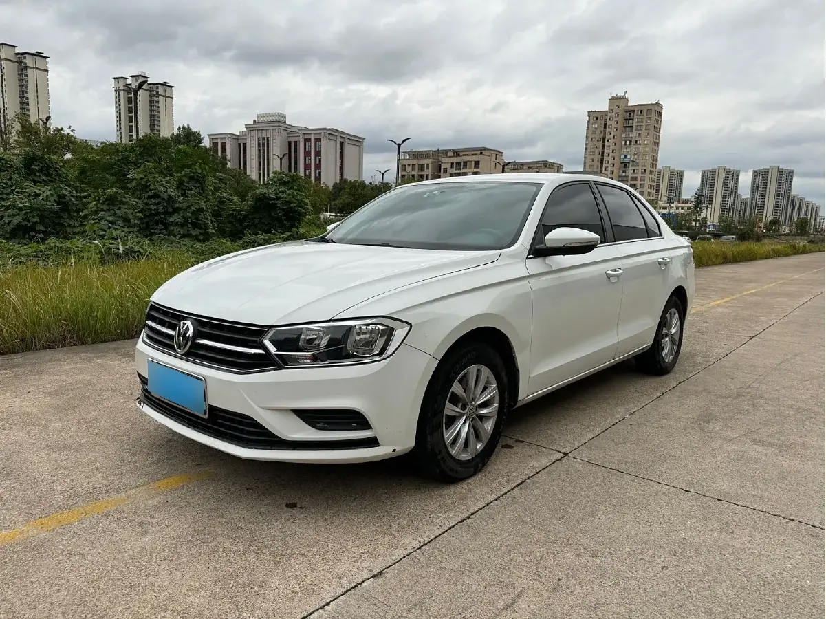 2018 Volkswagen Bora 1.5L 110HP L4 5MT