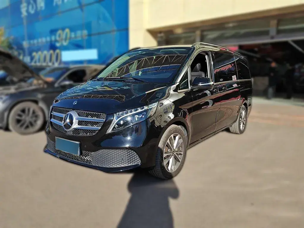 2022 Mercedes-Benz V Class 2.0T 211HP L4 9AT
