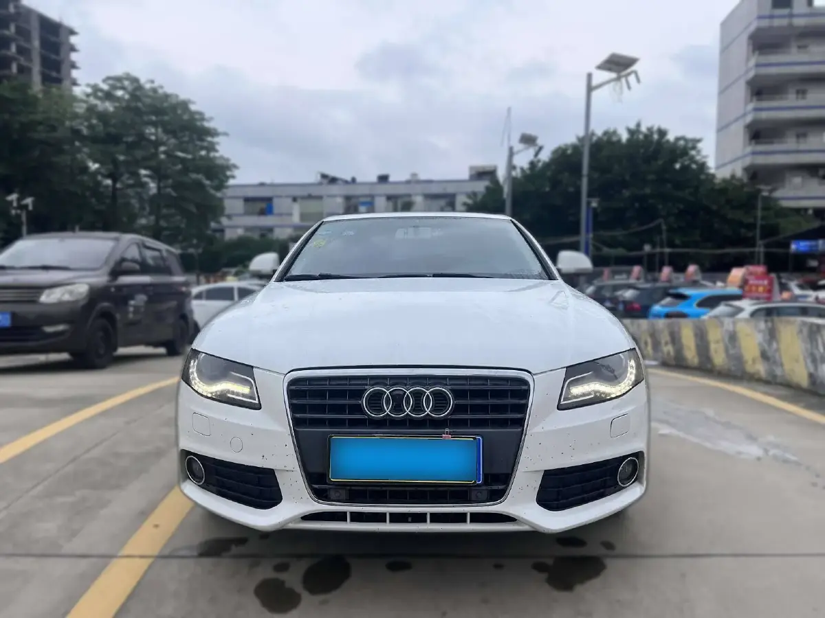 2012 Audi A4L 2.0T 180HP L4 CVT