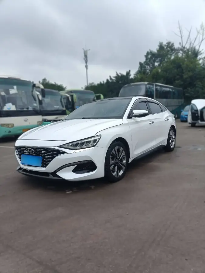 2019 Hyundai La Festa 1.6T 190HP L4 7DCT