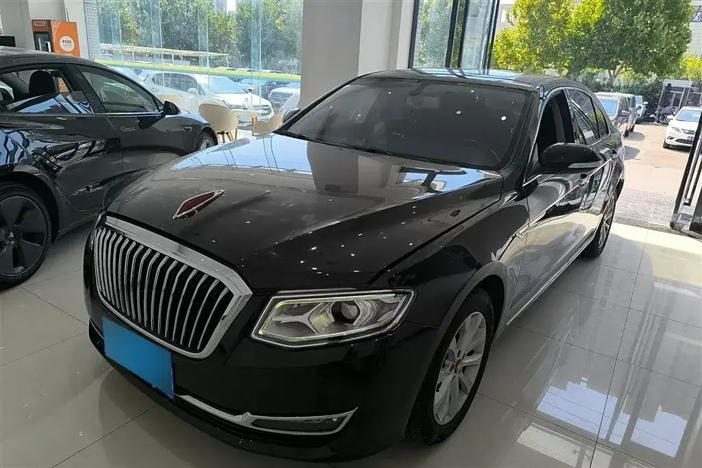 2017 HongQi H7 2.0T 204HP L4 6AT