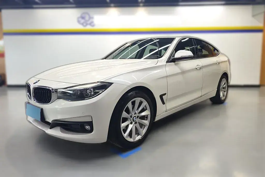 2018 BMW 3 Series GT 2.0T 184HP L4 8AT