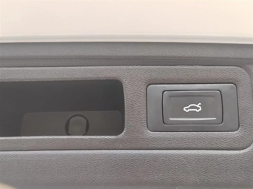 2021 Jetour X70 Plus 1.6T 197HP L4 7DCT,autocango,china used car exporter,china ev exporter,chinese used car exporter,chinese used ev exporter