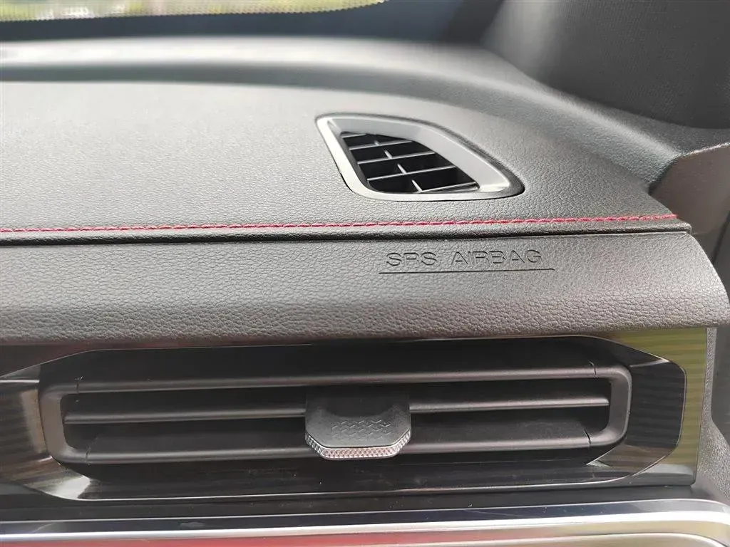 2021 Jetour X70 Plus 1.6T 197HP L4 7DCT,autocango,china used car exporter,china ev exporter,chinese used car exporter,chinese used ev exporter