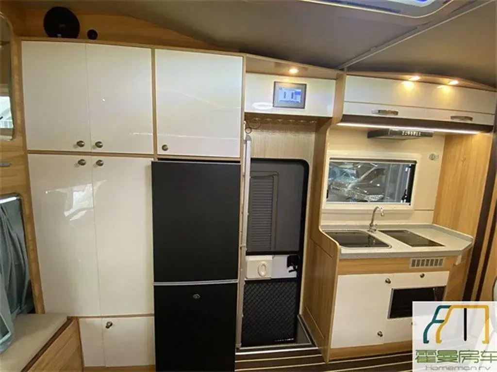 2021 MAXUS V80 RV 2.0T 139HP L4 6AMT,autocango,china used car exporter,china ev exporter,chinese used car exporter,chinese used ev exporter