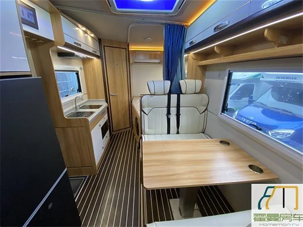 2021 MAXUS V80 RV 2.0T 139HP L4 6AMT,autocango,china used car exporter,china ev exporter,chinese used car exporter,chinese used ev exporter