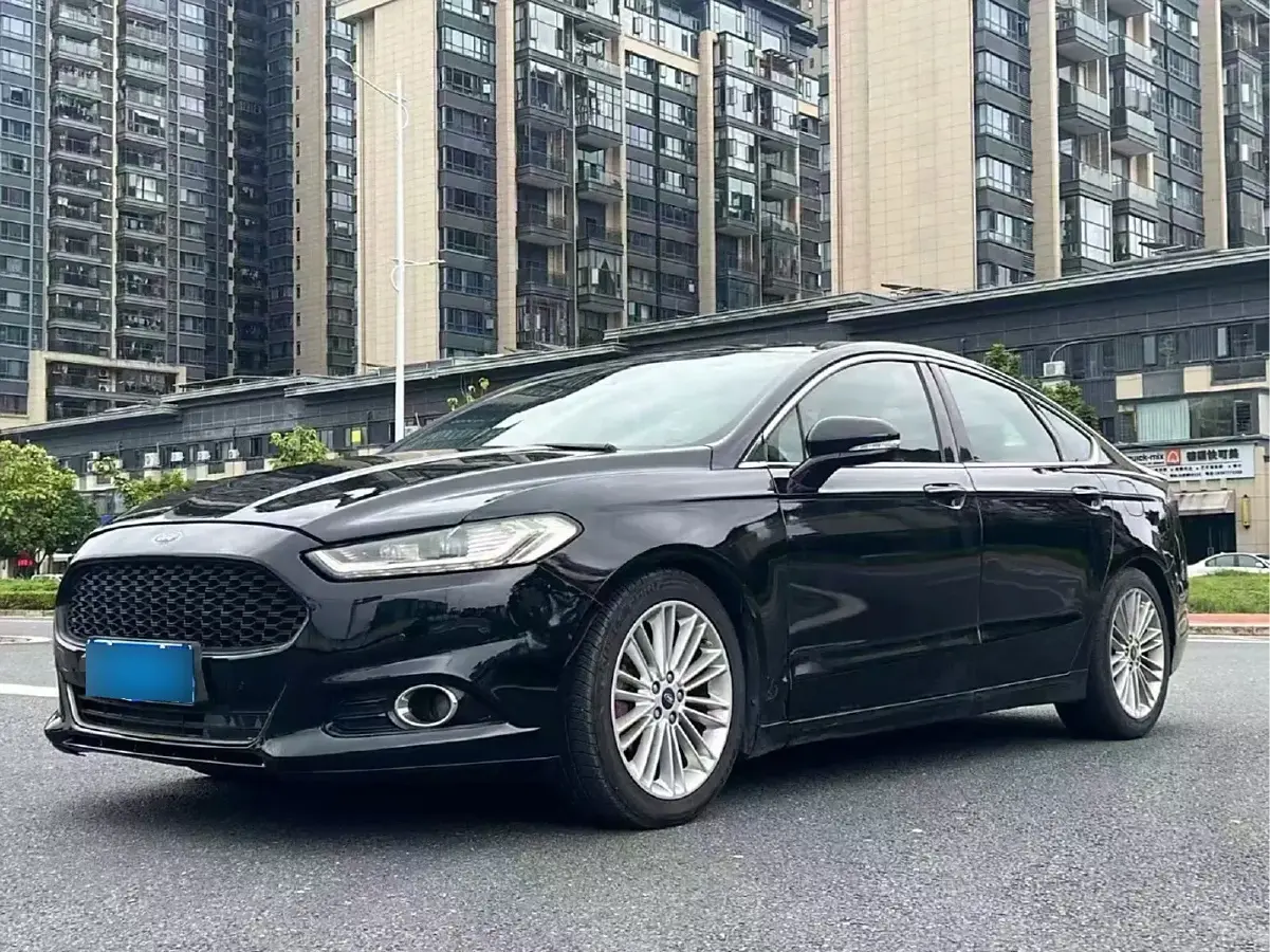 2013 Ford Mondeo 2.0T 242HP L4 6AT