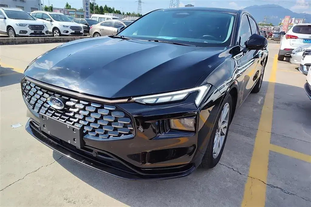 2022 Ford Mondeo 2.0T 238HP L4 8AT