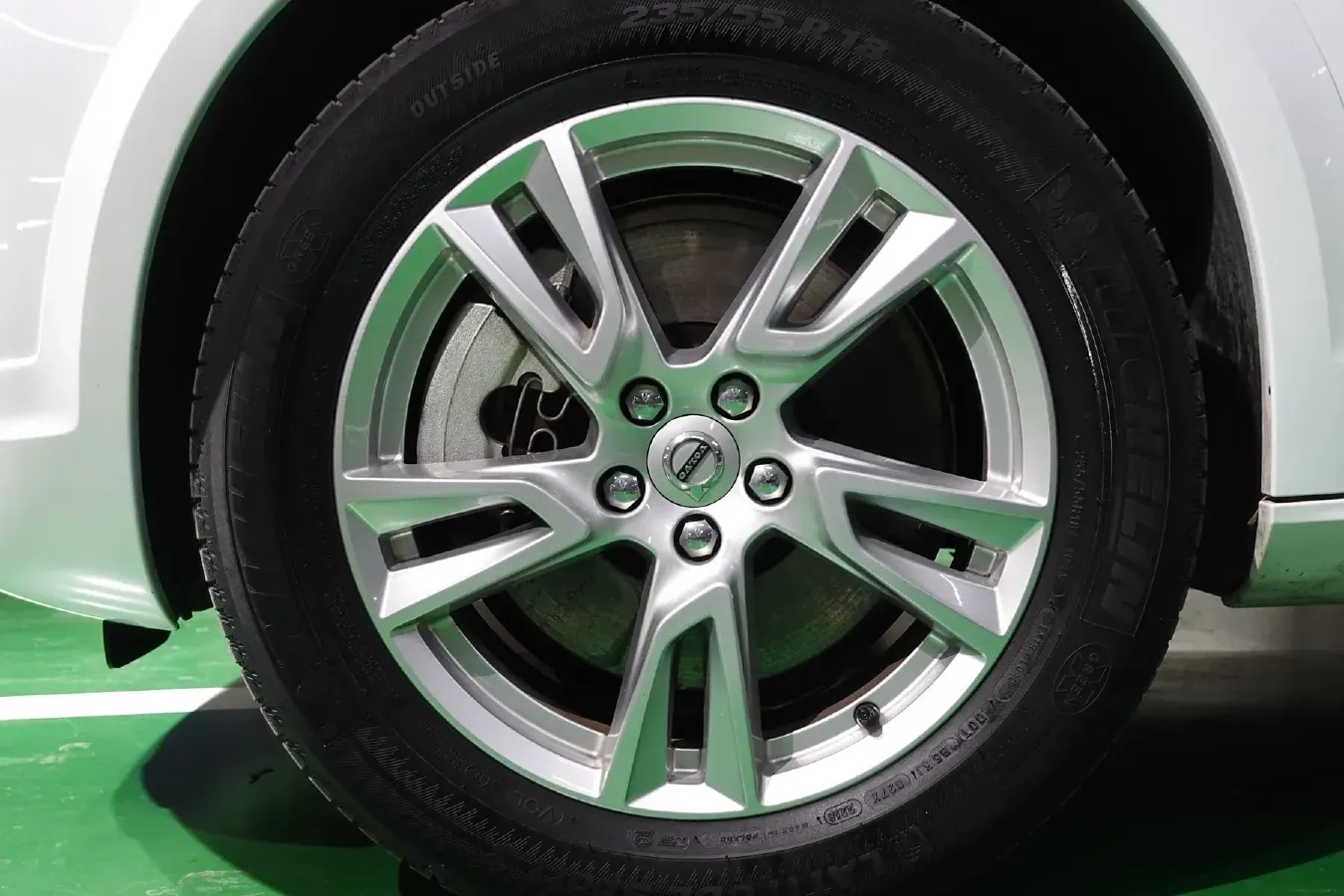 2019 Volvo V90 2.0T 254HP L4 8AT,autocango,china used car exporter,china ev exporter,chinese used car exporter,chinese used ev exporter