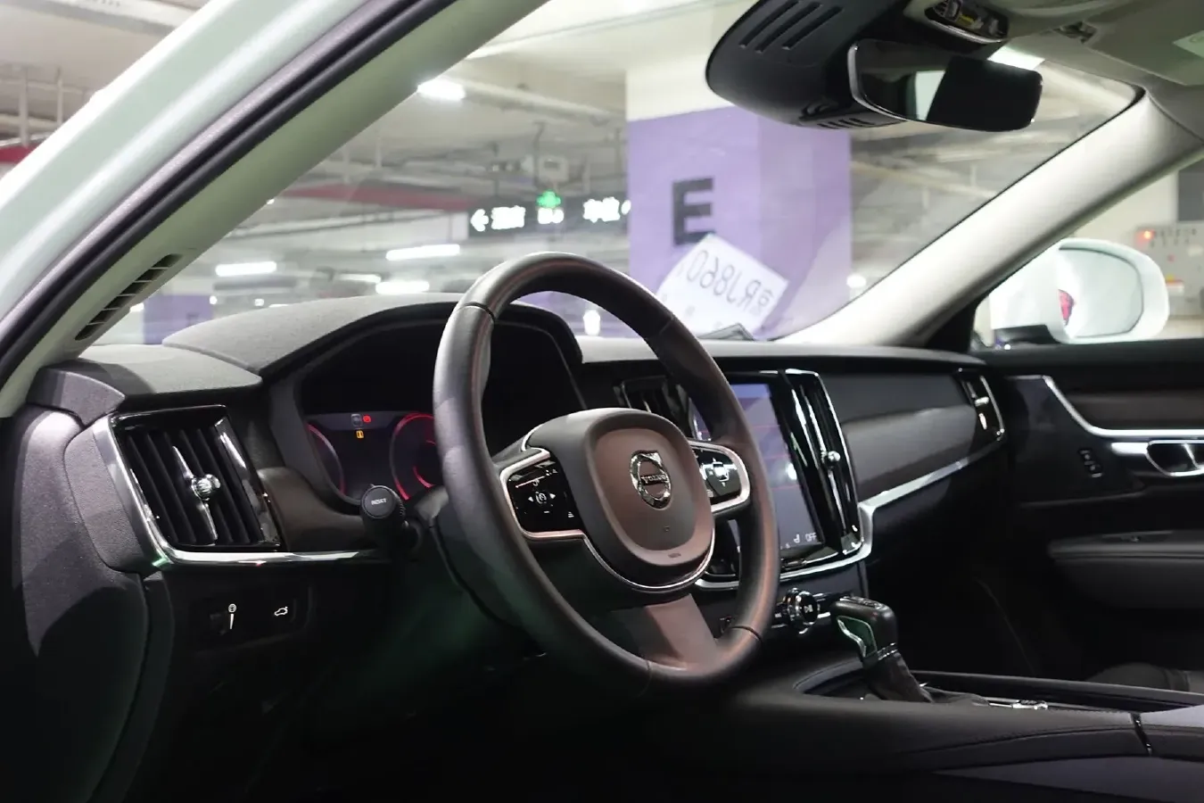 2019 Volvo V90 2.0T 254HP L4 8AT,autocango,china used car exporter,china ev exporter,chinese used car exporter,chinese used ev exporter