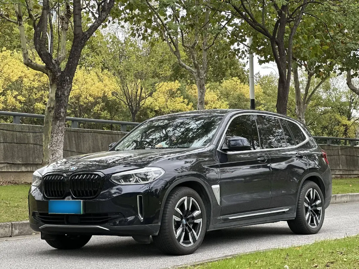 2022 BMW iX3 BEV 80KWH