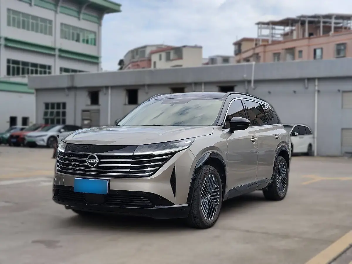 2024 Nissan Pathfinder 2.0T 252HP L4 9AT