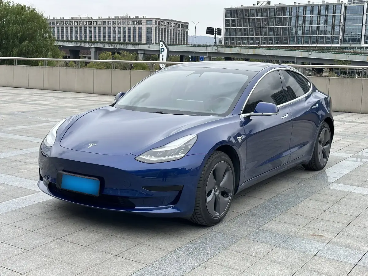 2019 Tesla Model 3 BEV 52KWH