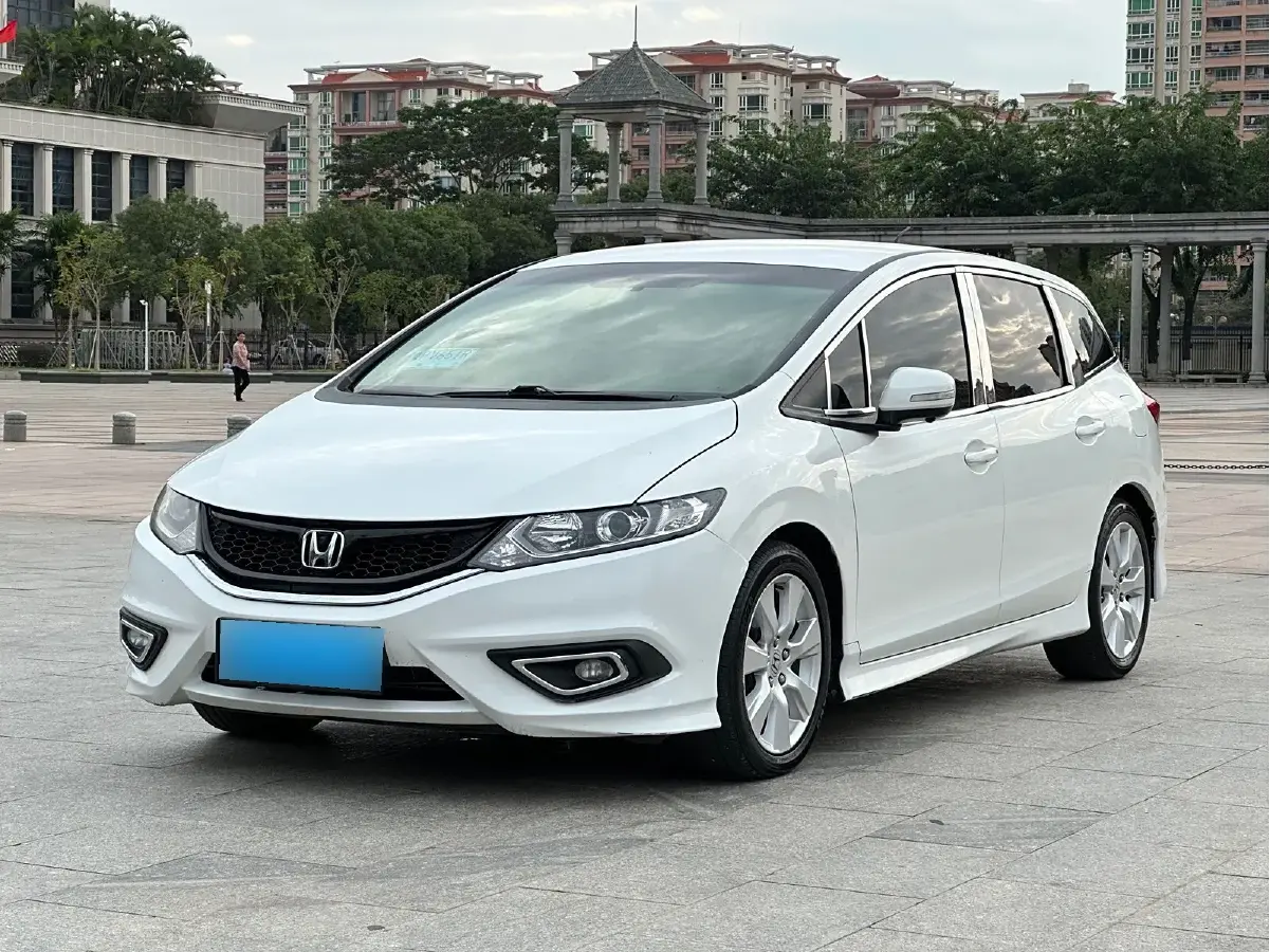 2013 Honda Jade 1.8L 141HP L4 5AT