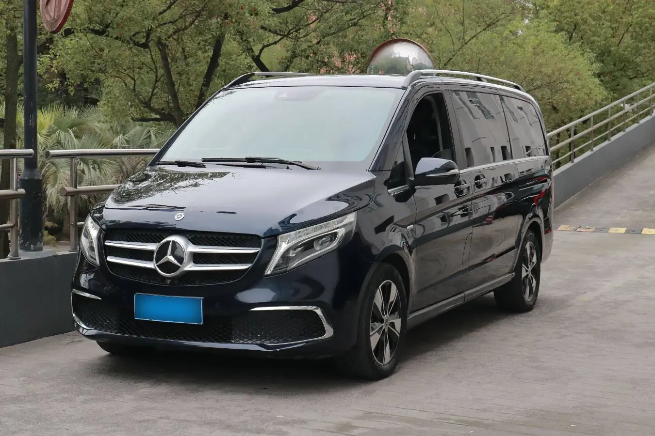 2020 Mercedes-Benz V Class 2.0T 211HP L4 9AT