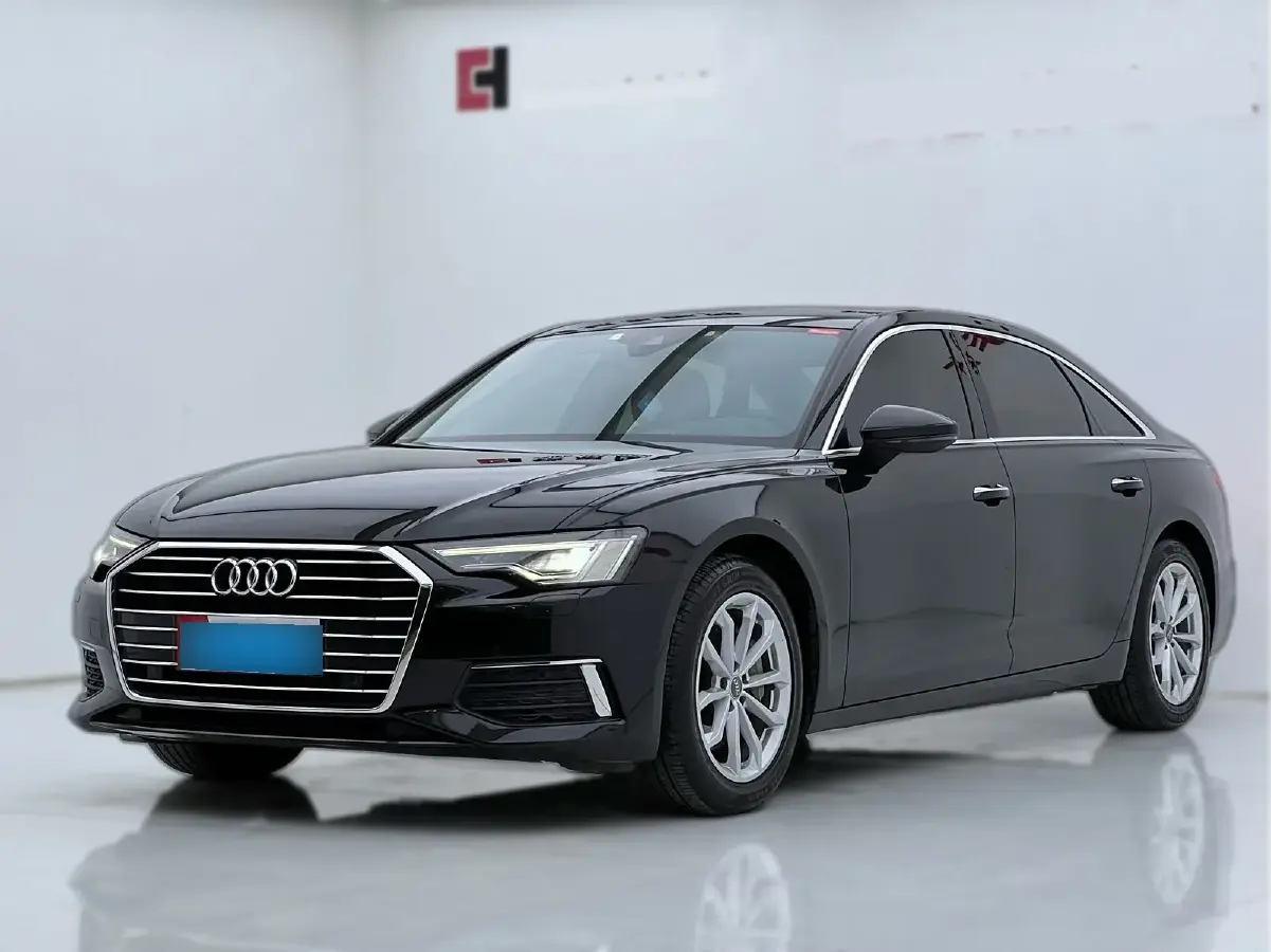 2021 Audi A6L 2.0T 190HP L4 7DCT