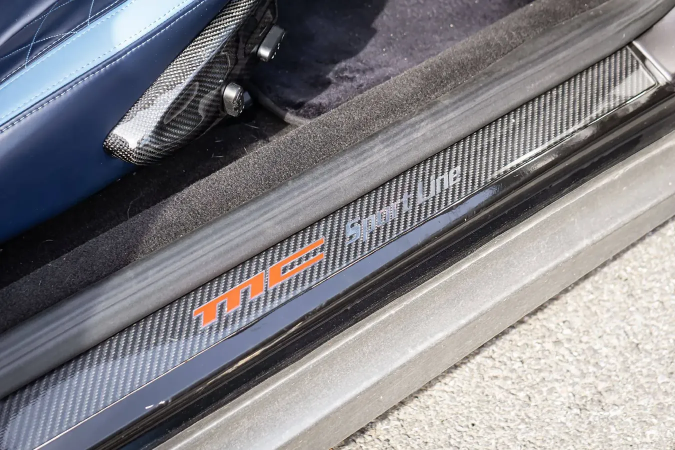 2013 Maserati GranTurismo 4.7L 460HP V8 6AT,autocango,china used car exporter,china ev exporter,chinese used car exporter,chinese used ev exporter