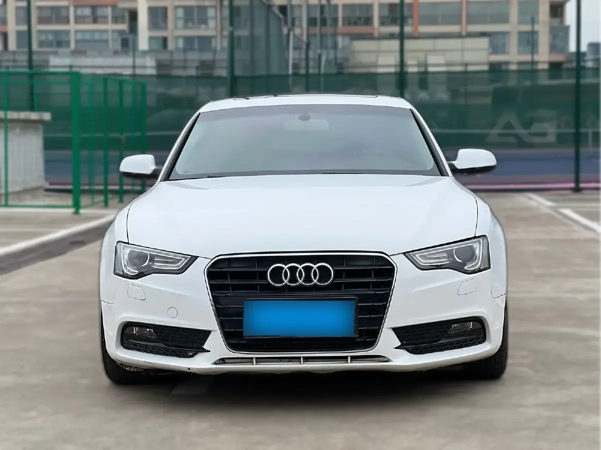 2013 Audi A5 2.0T 211HP L4 CVT