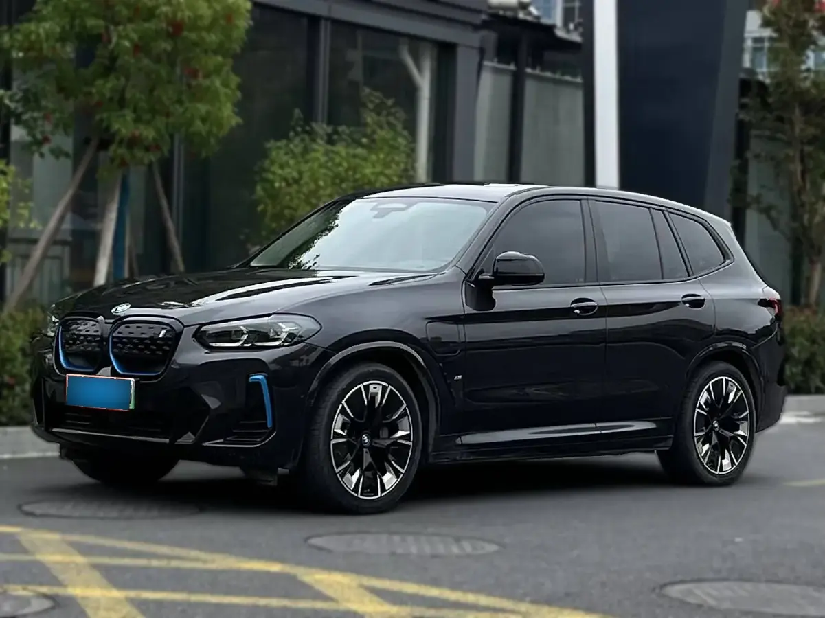 2022 BMW iX3 BEV 80KWH