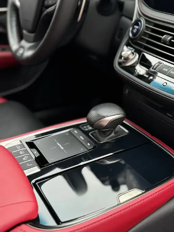 2021 Lexus LS 3.5L 299HP V6 E-CVT Hybrid,autocango,china used car exporter,china ev exporter,chinese used car exporter,chinese used ev exporter