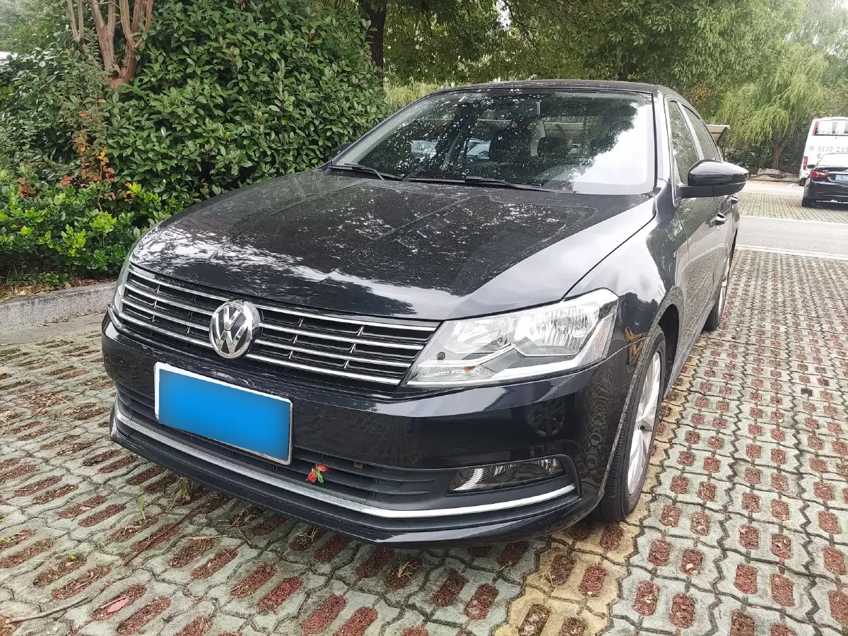 2017 Volkswagen Lavida 1.6L 110HP L4 6AT