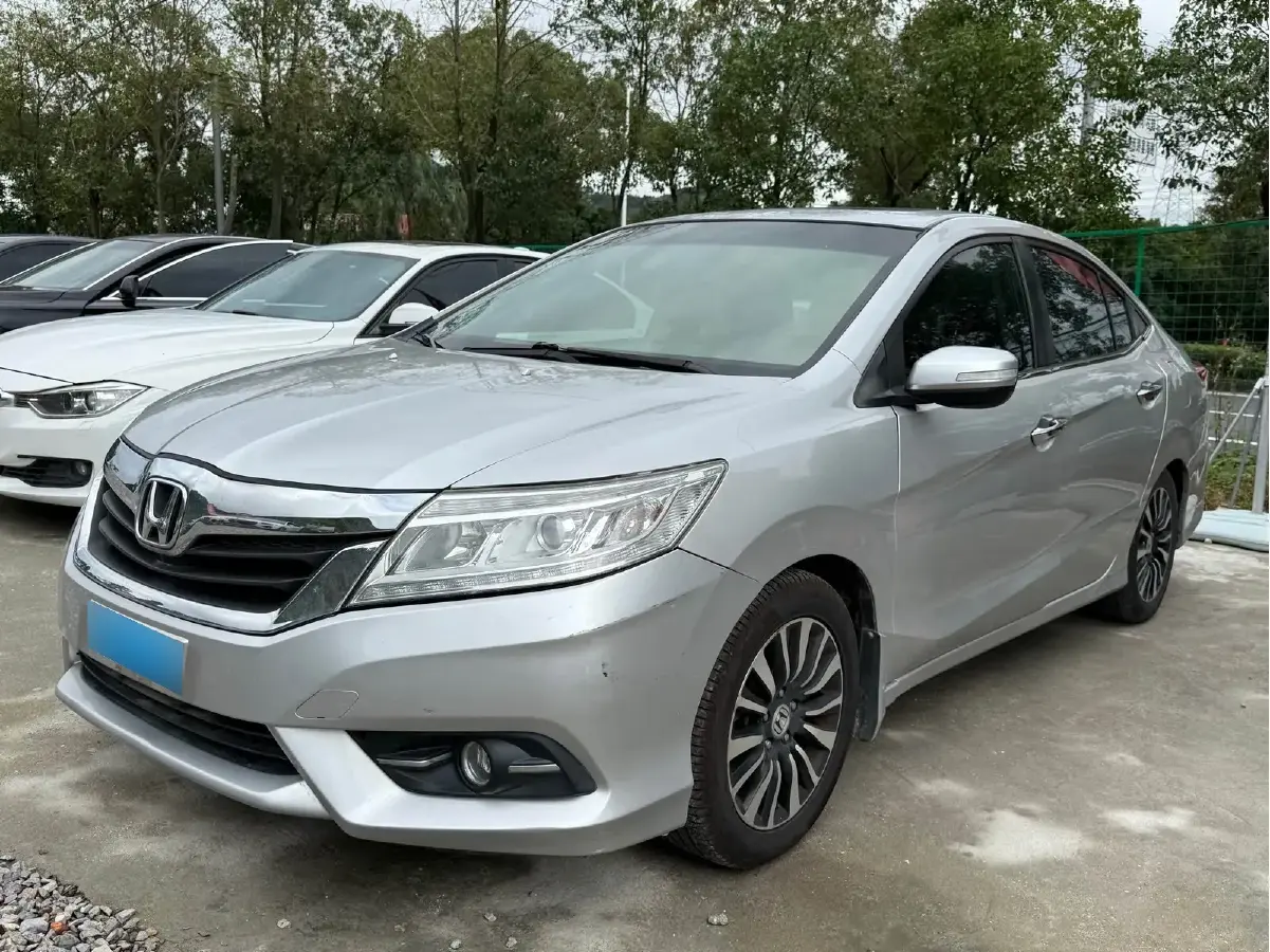 2015 Honda Crider 1.8L 139HP L4 5AT