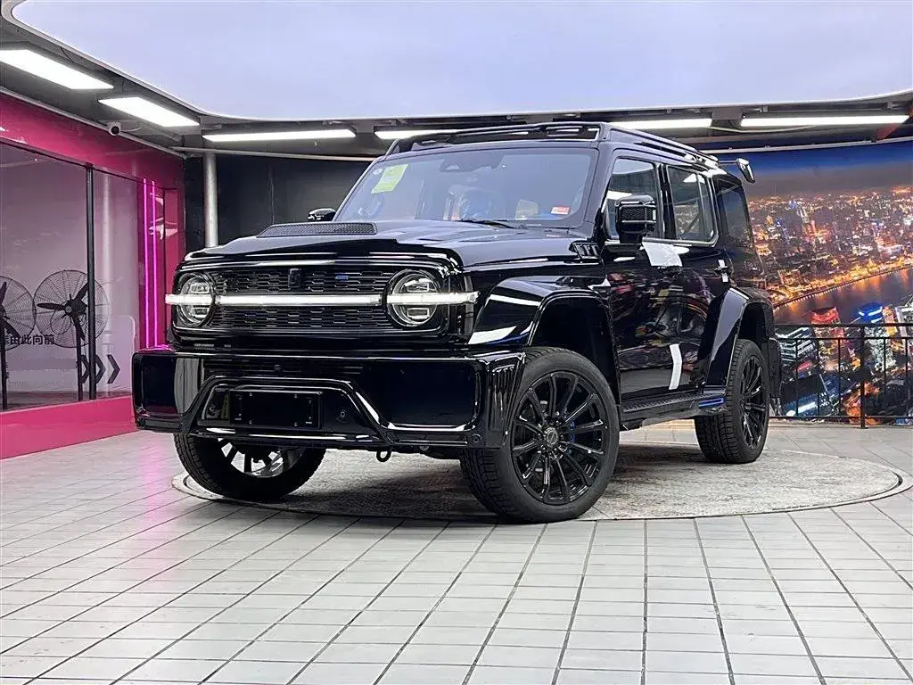 2023 Tank 300 2.0T 227HP L4 8AT