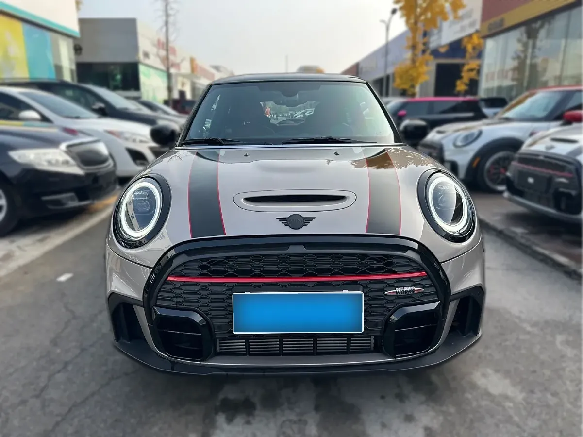 2023 MINI JCW 2.0T 231HP L4 8AT,autocango,china used car exporter,china ev exporter,chinese used car exporter,chinese used ev exporter