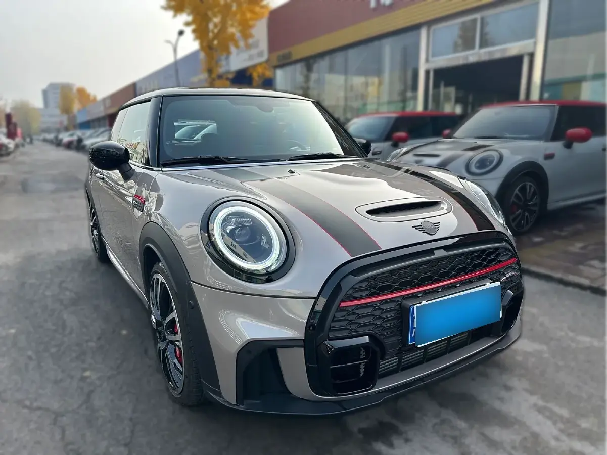 2023 MINI JCW 2.0T 231HP L4 8AT
