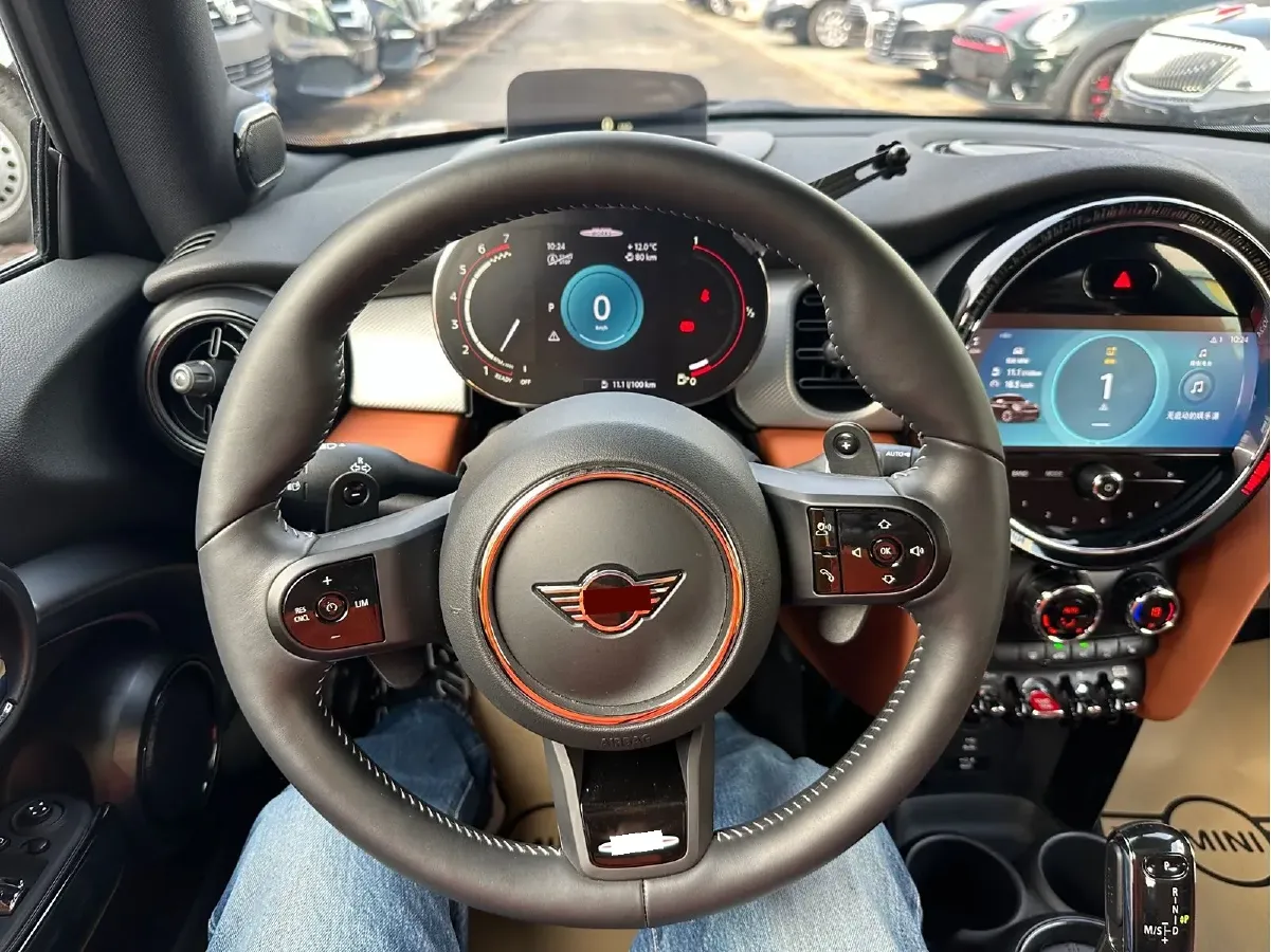 2023 MINI JCW 2.0T 231HP L4 8AT,autocango,china used car exporter,china ev exporter,chinese used car exporter,chinese used ev exporter