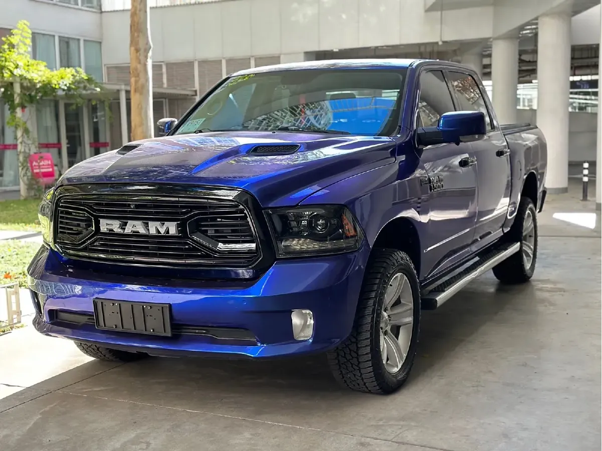 2011 RAM Trucks 5.7L 395HP V8 5AT,autocango,china used car exporter,china ev exporter,chinese used car exporter,chinese used ev exporter