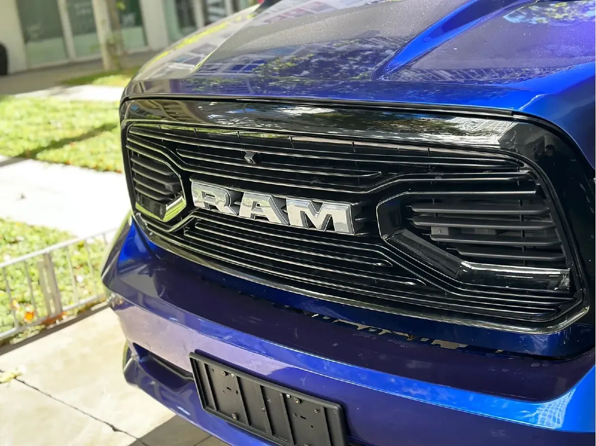 2011 RAM Trucks 5.7L 395HP V8 5AT,autocango,china used car exporter,china ev exporter,chinese used car exporter,chinese used ev exporter