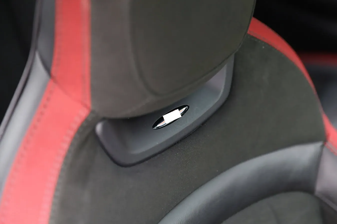 2017 MINI JCW 2.0T 231HP L4 6AT,autocango,china used car exporter,china ev exporter,chinese used car exporter,chinese used ev exporter