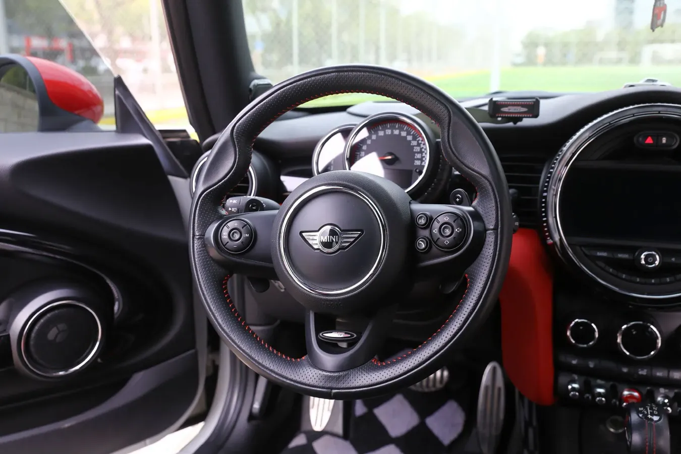 2017 MINI JCW 2.0T 231HP L4 6AT,autocango,china used car exporter,china ev exporter,chinese used car exporter,chinese used ev exporter