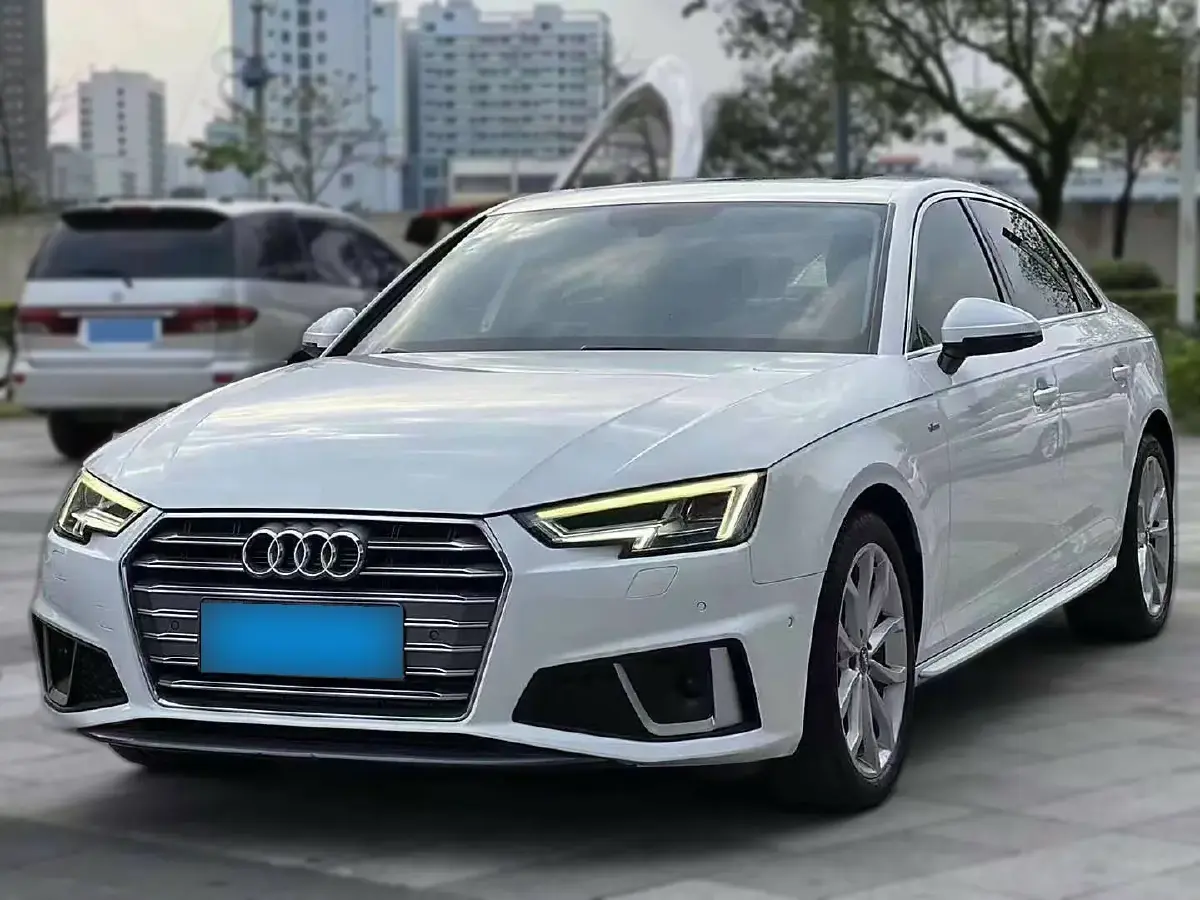 2019 Audi A4L 2.0T 190HP L4 7DCT