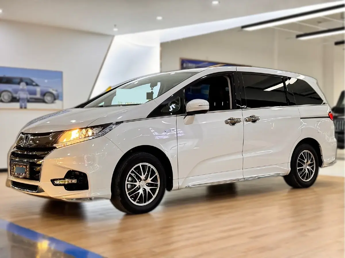 2021 Honda Odyssey 2.0L 146HP L4 E-CVT Hybrid